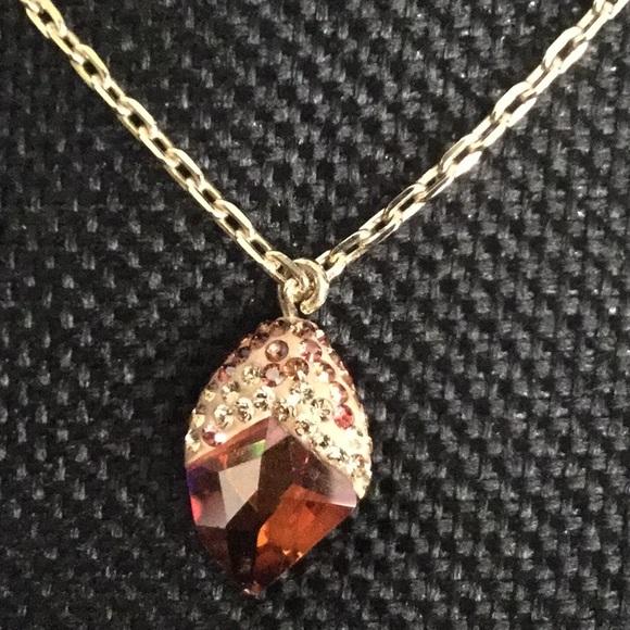 Swarovski16”W2”Ext.GoldNecklaceWith FacetedCrystal - Picture 2 of 5